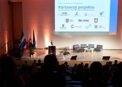 Podsumowanie wydarzenia otwierającego projekt „CUS – Nowe spojrzenie na usługi społeczne”