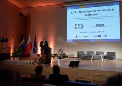 Podsumowanie wydarzenia otwierającego projekt „CUS – Nowe spojrzenie na usługi społeczne”