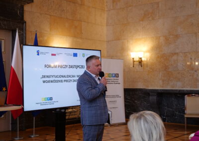 Forum Pieczy Zastępczej z udziałem dr Ben’a Furmana