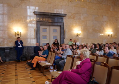 Forum Pieczy Zastępczej z udziałem dr Ben’a Furmana