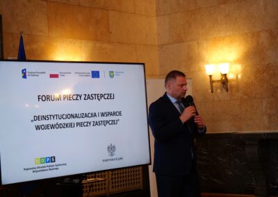 Forum Pieczy Zastępczej z udziałem dr Ben’a Furmana