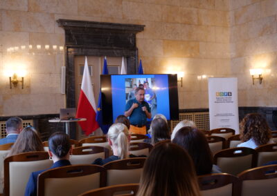 Forum Pieczy Zastępczej z udziałem dr Ben’a Furmana