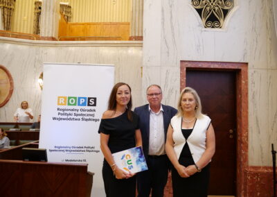 Uroczyste rozdanie zaświadczeń ukończenia szkoleń dla pracowników centrum usług społecznych