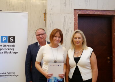 Uroczyste rozdanie zaświadczeń ukończenia szkoleń dla pracowników centrum usług społecznych