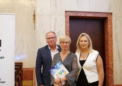 Uroczyste rozdanie zaświadczeń ukończenia szkoleń dla pracowników centrum usług społecznych