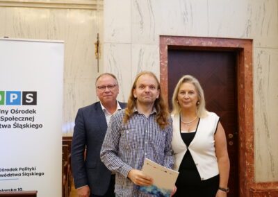 Uroczyste rozdanie zaświadczeń ukończenia szkoleń dla pracowników centrum usług społecznych