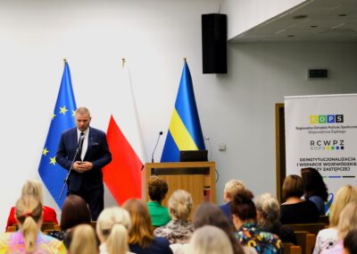 Podsumowanie wydarzenia promującego projekt „Deinstytucjonalizacja i wsparcie wojewódzkiej pieczy zastępczej”