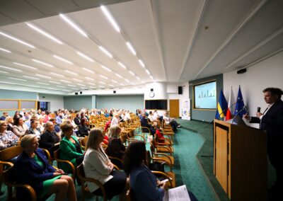 Podsumowanie wydarzenia promującego projekt „Deinstytucjonalizacja i wsparcie wojewódzkiej pieczy zastępczej”